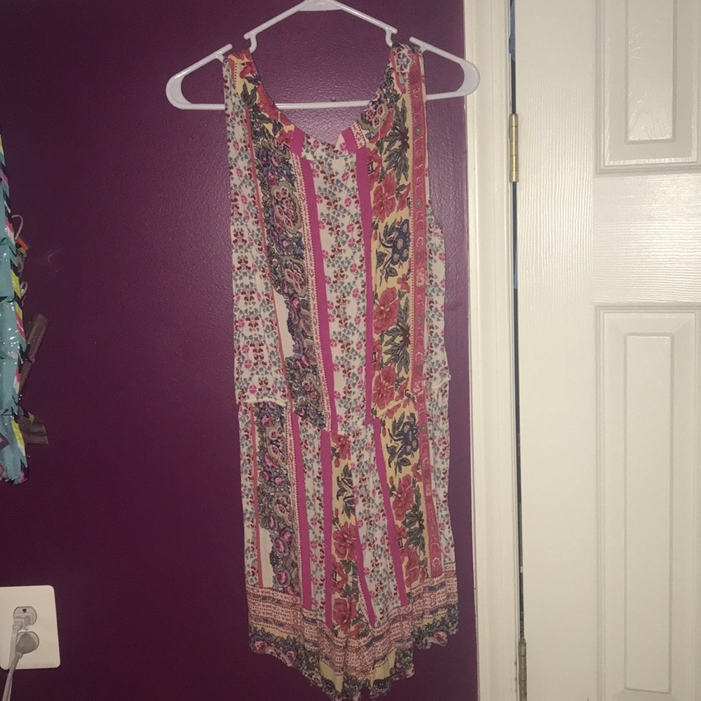 Patterned romper - Picture 2 of 2